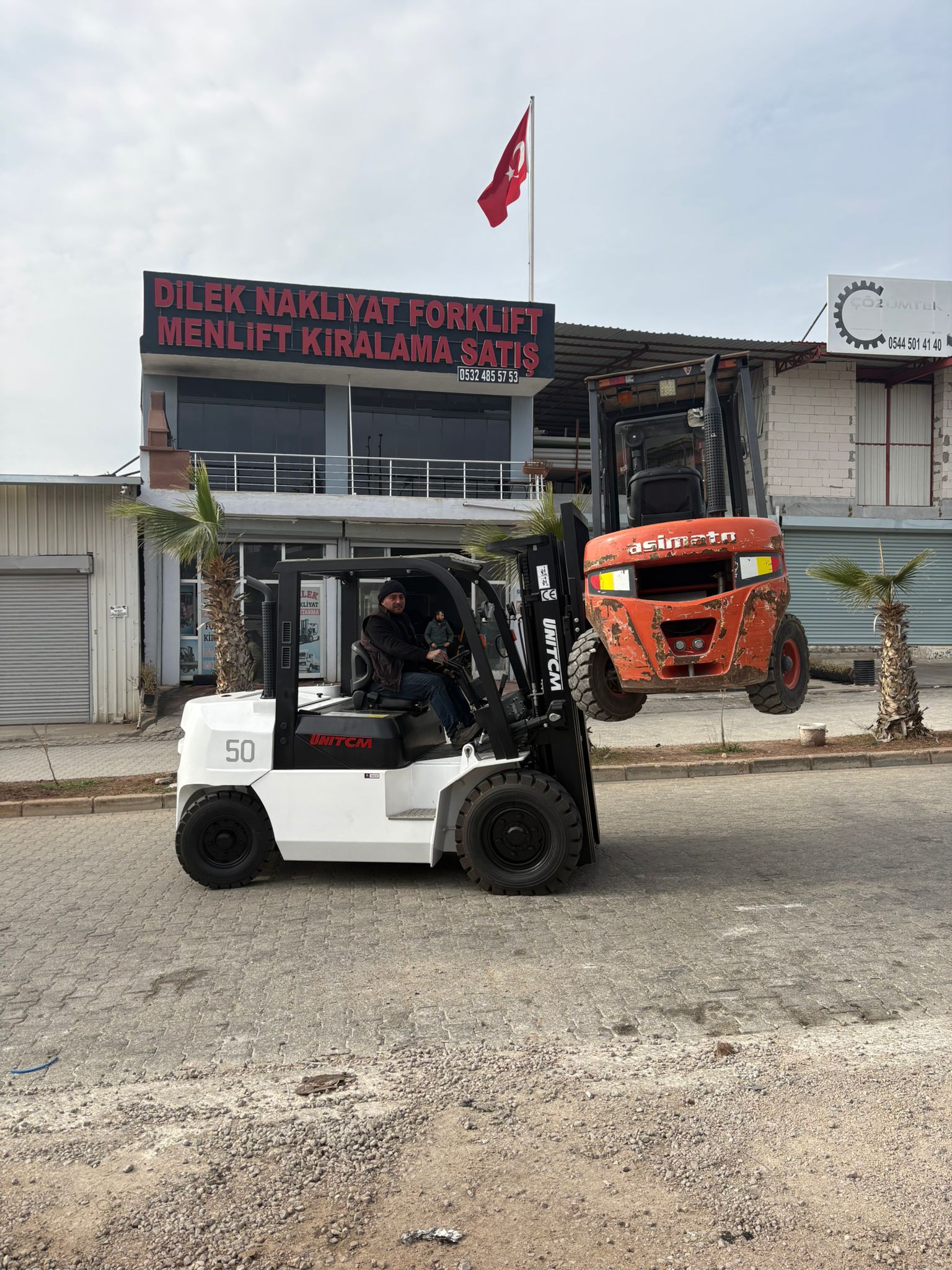 Dilek Forklift